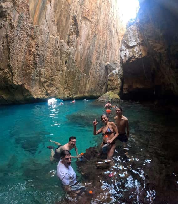 Moraig: Kayak Excursion to Moraig & Cave peces-testos - Who will enjoy this kayak trip most