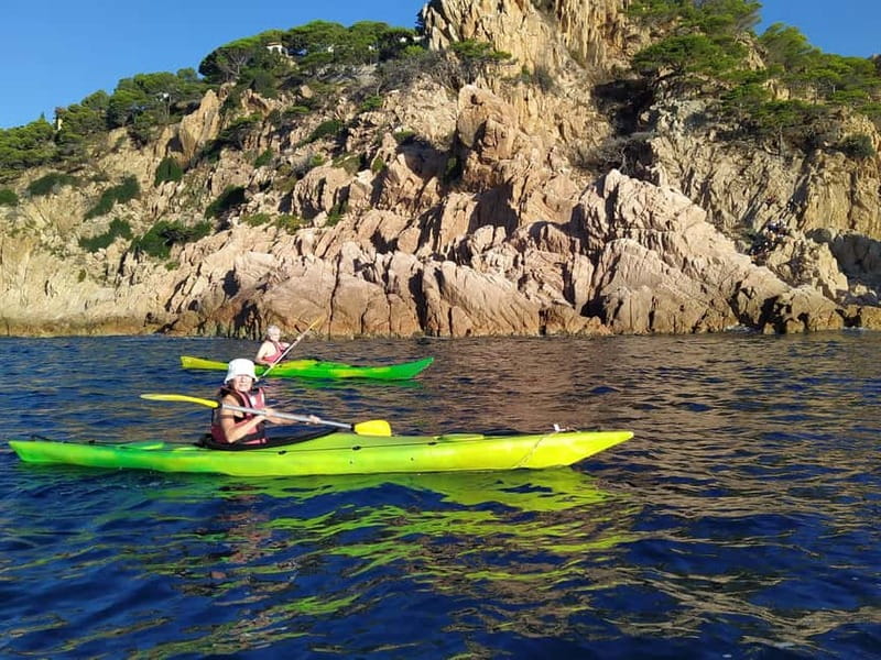 Morning Sea Kayak Tour to Rats Penats Cave, Costa Brava - What the small group changes