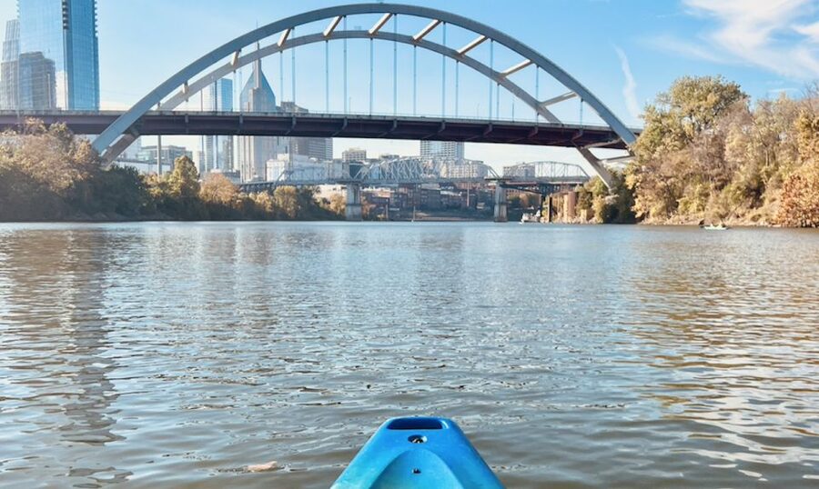 Nashville: Downtown Kayak Rental with Shuttle - Meeting the shuttle near Nissan Stadium