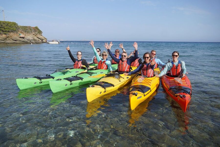Naxos: Moutsouna Caves Sea Kayak Tour, Snorkeling & Picnic - What the guides do well