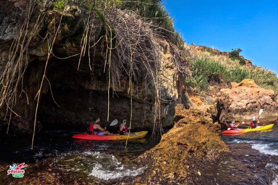 Nerja: Free kayaking route (without a tour guide). 2.5-hour tour. Nerja-Maro Waterfall. - Who will enjoy this most