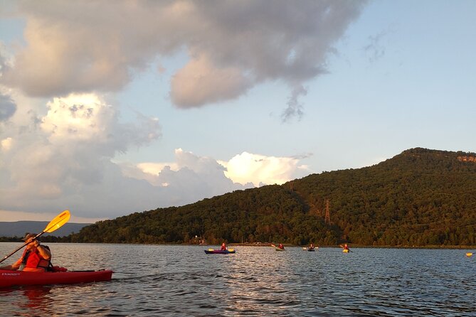 Nickajack Bat Cave Kayak Tour with Chattanooga Guided Adventures - The guides and the teaching