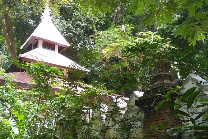 No1. Chiang Mai City Hiking, Biking & Kayaking Triathalon - The 12-kilometer ride to Huay Tueng Thao