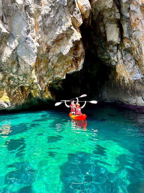 NON-GUIDED KAYAK RENTAL in Jávea/Xabia - What this Jávea kayak rental really offers