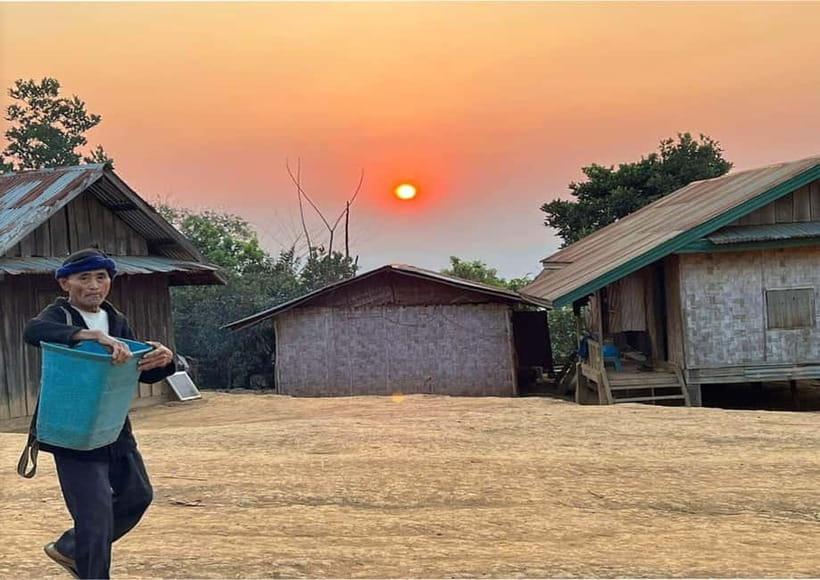 Nong Khiaw: 2-Day Trekking,Hmong village,Home Stay&Kayaking - What makes this two-day trip special