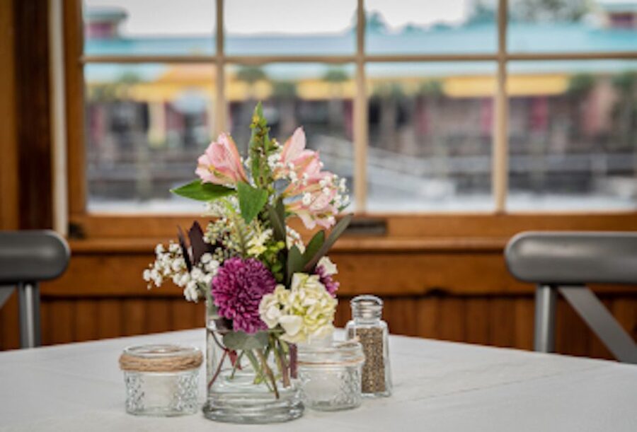 North Myrtle Beach: Dinner Cruise on a Paddle Wheel Boat - Arriving at Barefoot Queen