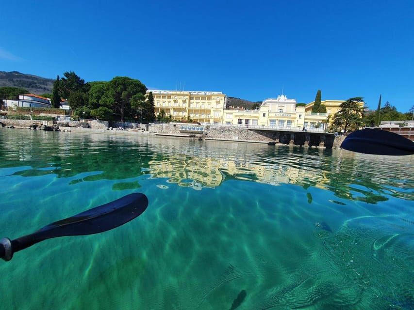 Opatija: Explore kayak adventure - Reaching Volosko by water