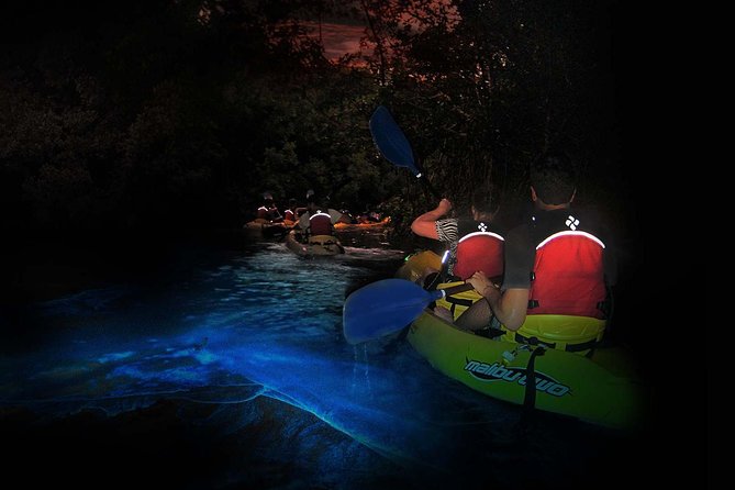 Overnight Bio Bay Kayak Tour in Vieques Island - A beach pause before the dark paddle