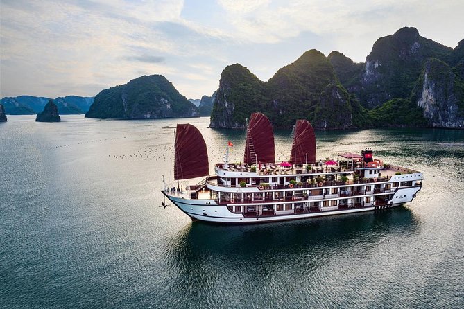 Overnight Luxury 5 Star Alisa Cruise with Meals, Kayak or Bamboo Boat - Sung Sot Cave and the final morning