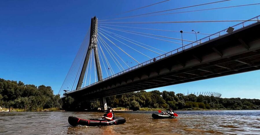 Packrafting kayaking guided tour Vistula river Warsaw Poland - What makes this river trip worth your time