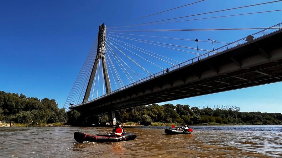 Packrafting kayaking guided tour Vistula river Warsaw Poland - Starting beneath Most Łazienkowski Bridge