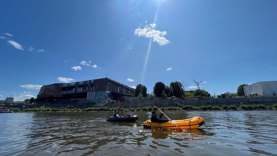 Packrafting kayaking guided tour Vistula river Warsaw Poland - Price, timing, and the one-way finish
