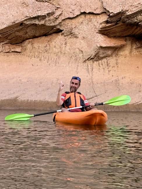 Page, Arizona: Lake Powell Premium Kayak Rental - Practical packing for the canyon and lake