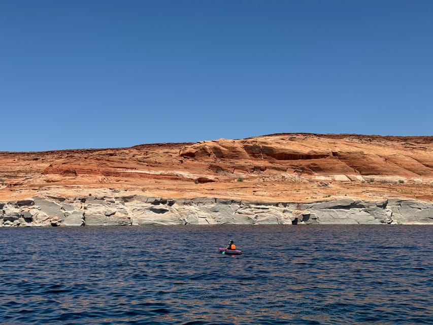 Page: Lake Powell Kayak & Water Antelope Canyon Hiking Tour - The safety briefing and kayak setup