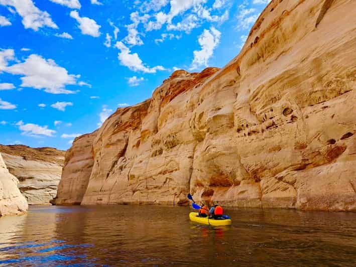 Page: Lake Powell Kayak & Water Antelope Canyon Hiking Tour - The return paddle and the full time commitment