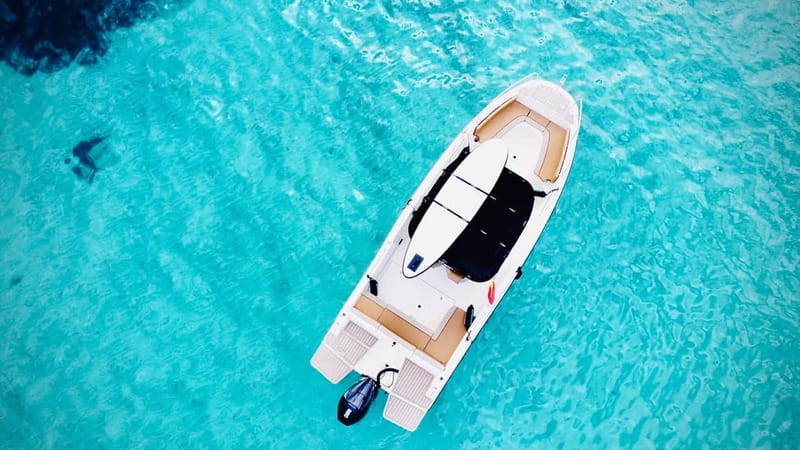 Palma de Mallorca: Private Boat Tour with Snorkel and Paddle - Setting out from Club de Mar