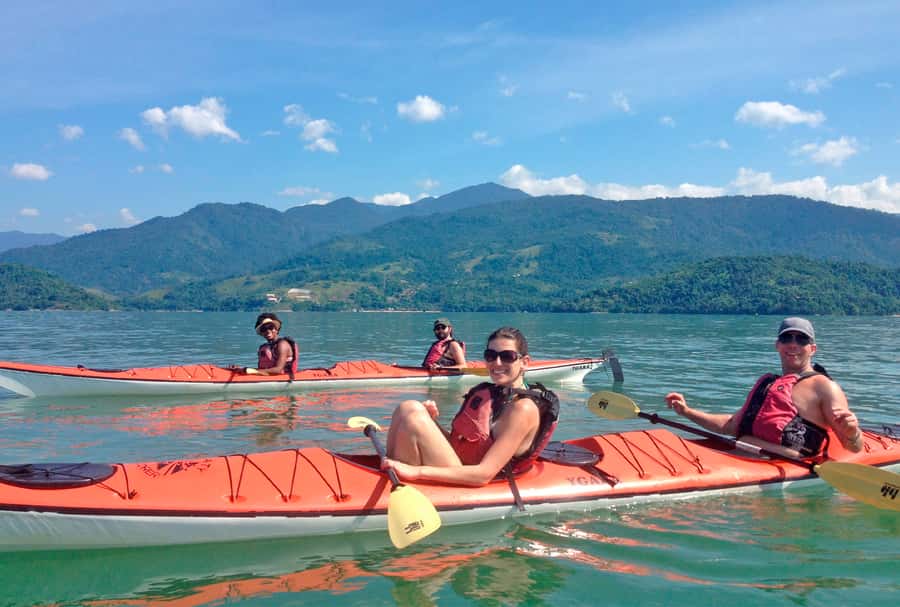 Paraty Bay: Half-Day Mangroves and Beaches Tour by Kayak - What the four hours feel like
