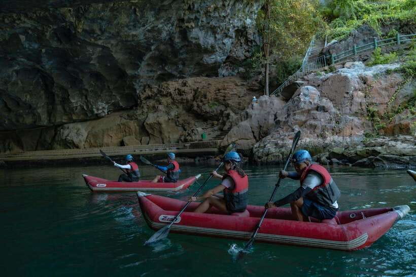 Phong Nha: Phong Nha Cave Expedition 4.5 km by Kayak - Key points to know before booking