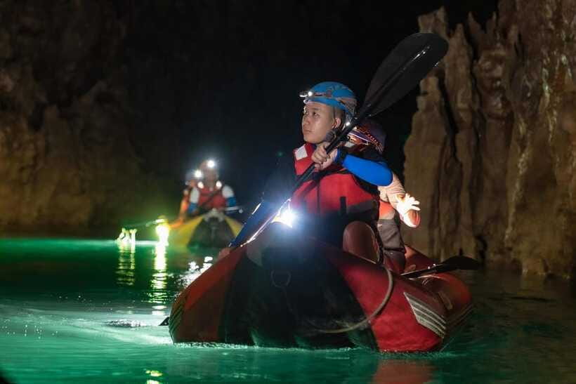 Phong Nha: Phong Nha Cave Expedition 4.5 km by Kayak - Returning to Phong Nha by 4:00 p.m.