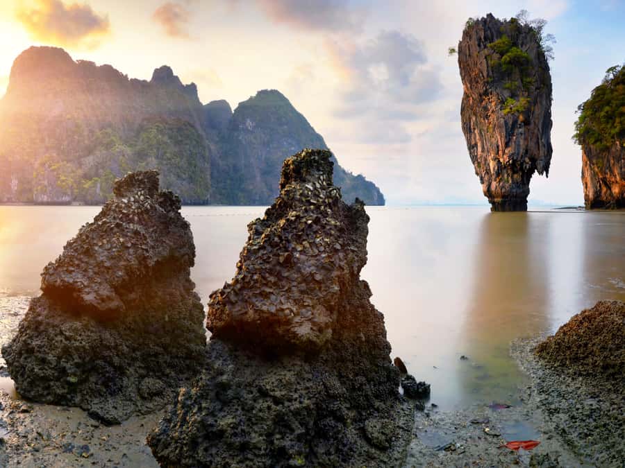 Phuket: Phang Nga Bay Bioluminescent Plankton and Sea Canoes - Sunset, dinner, and life on the water