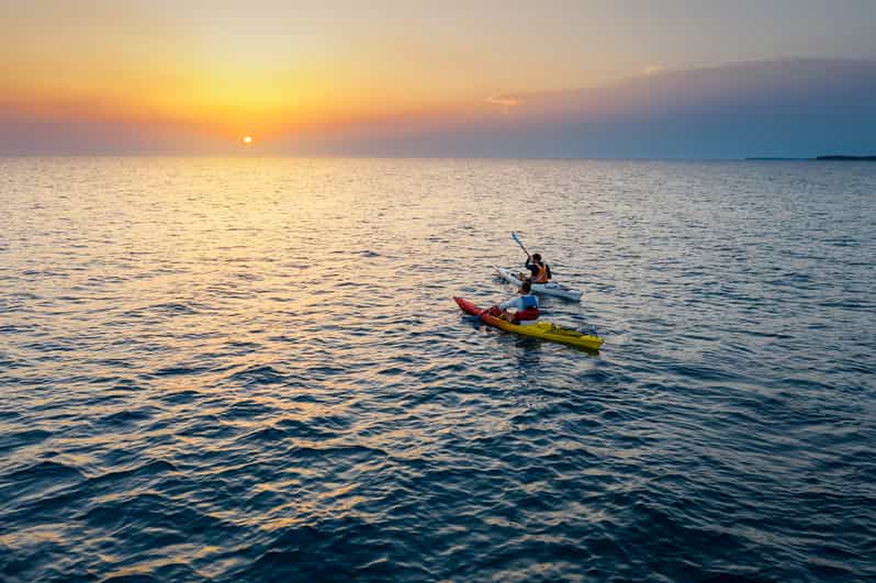 Poreč: Sea Kayaking Sunset Tour - Getting started with the kayak and equipment