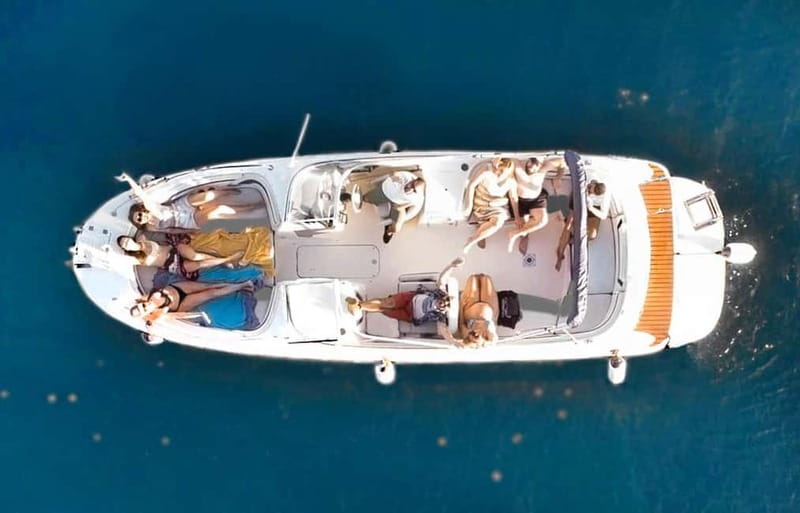 Puerto Banús: Floky Boat Cruise with Snorkeling & Paddle SUP - Leaving Puerto Banús for a different view of Marbella