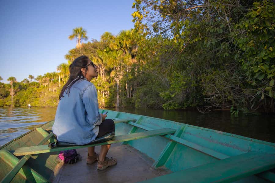 Puerto Maldonado: Sandoval Lake Full-Day Trip with Canoeing - Why the $85 price can make sense