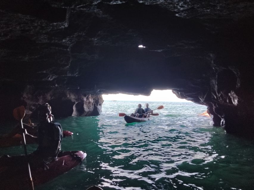 Puerto Mogán: Guided Adventure Kayak Tour in Caves & Snorkel - Guides, safety, and group size