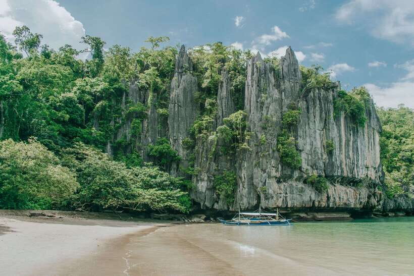 Puerto Princesa: Underground River, Zipline, Paddleboat Tour - Why this Sabang day trip works so well
