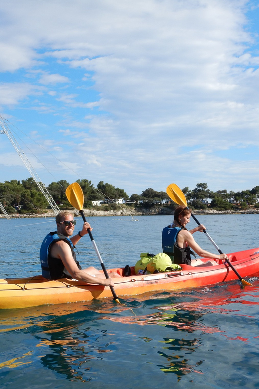 Pula: 3-hrs Kayak, Cliffs & Snorkeling Small Group Adventure - Fruit, cookies, water, and photos add real value