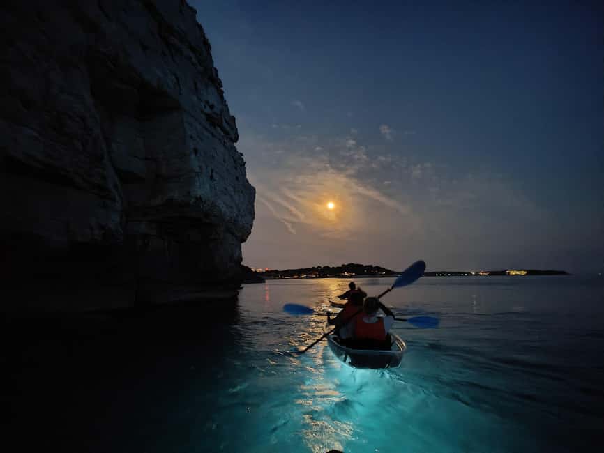 Pula: Istria Cave LED Illuminated Kayak Tour by Night - Meeting at Ambrela Beach on the Verudela coast