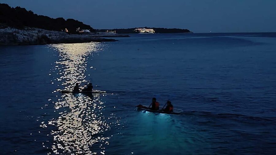 Pula: Night Tour in Transparent Kayak with Stargazing - Why the clear kayak makes this Pula night tour different