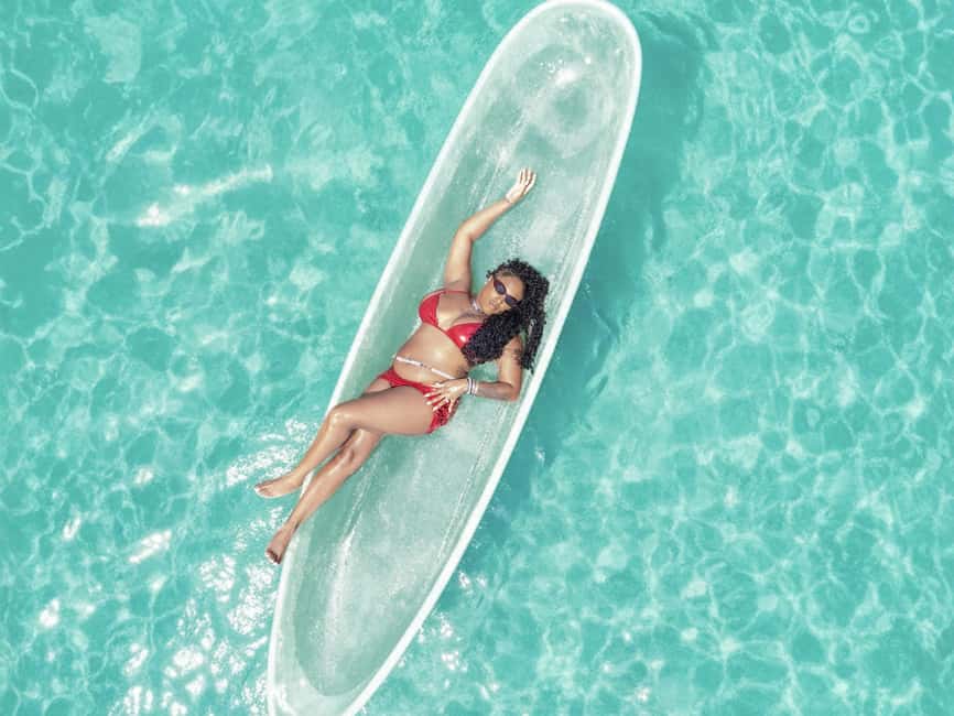 Punta Cana: Single Clear Kayak Photoshoot - Water color, editing, and realistic photo expectations