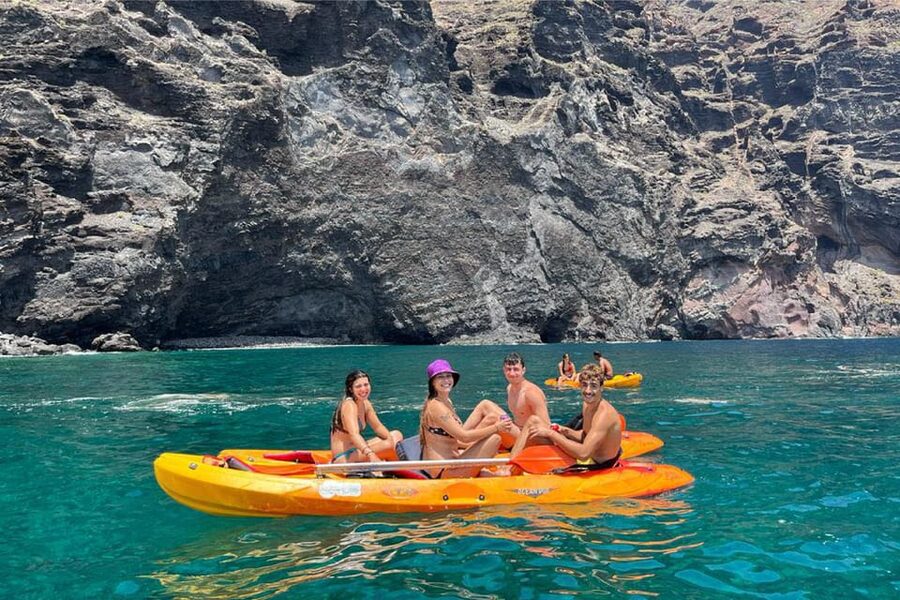 Punta de Teno: Kayak Safari overlooking Los Gigantes Cliffs - Why the cliffs look better from a kayak