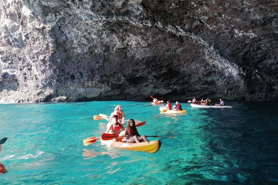 Punta de Teno: Kayak Safari overlooking Los Gigantes Cliffs - The guide adds more than basic safety