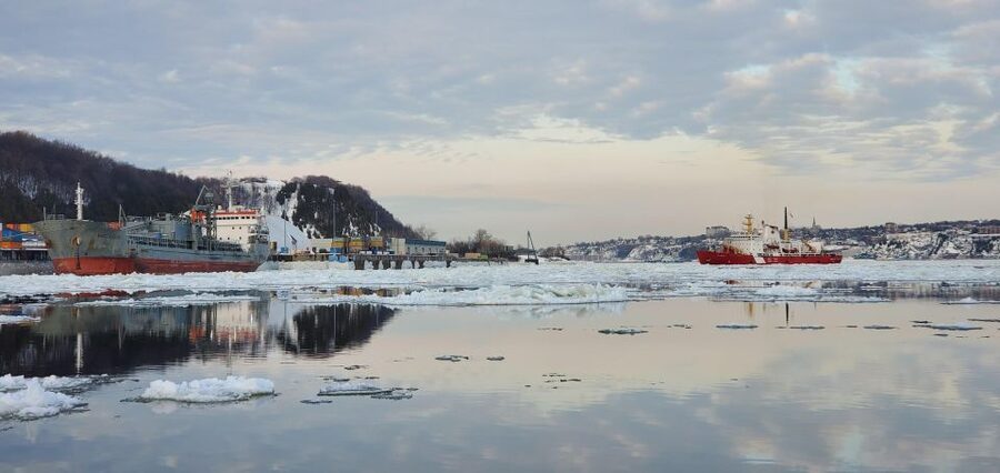 Quebec City: Ice Canoeing with Hot Chocolate & Sauna - Why ice canoeing belongs on a Quebec City winter trip