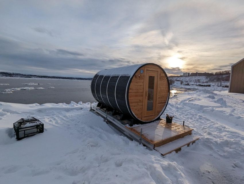 Quebec City: Ice Canoeing with Hot Chocolate & Sauna - What the $182 price really covers