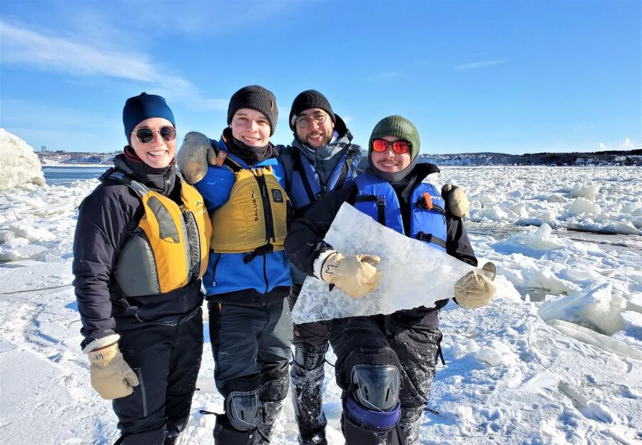 Quebec City: Ice Canoeing with Hot Chocolate & Sauna - Who should book this outing