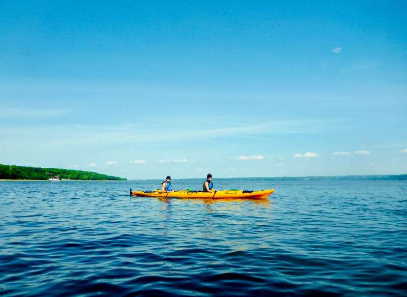 Quebec City: Sea-Kayaking Tour in Orleans Island - Paddling the coast and stopping for photos