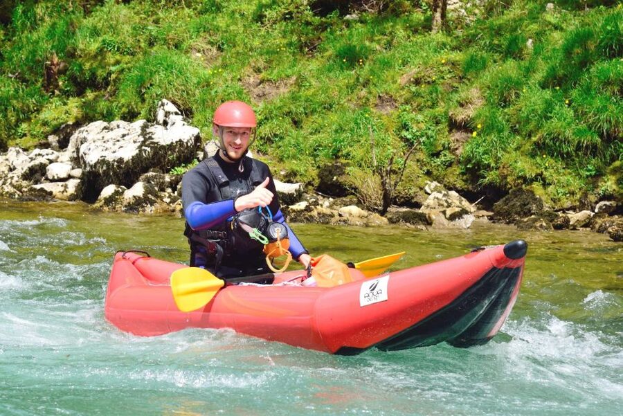 Rafting/Kayaking adventure river Kupa - The 10-minute briefing makes the rapids manageable