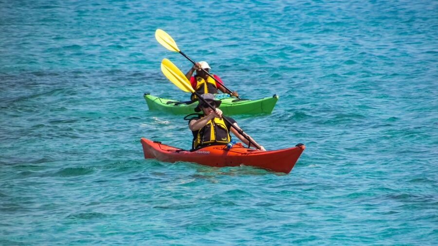 Rent canoe - kayak Riomaggiore - Setting out from Riomaggiore’s small marina