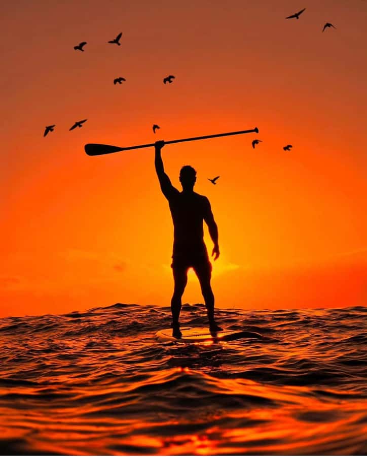 Rio de Janeiro: Copacabana Sunrise Stand Up Paddleboard Tour - Finding the red turtle tent at Avenida Atlântica 4134
