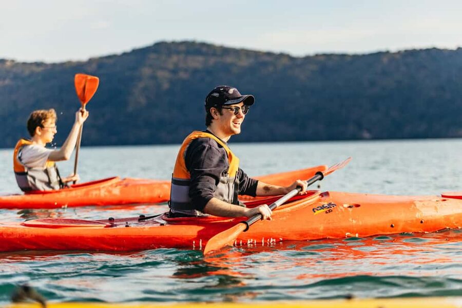 Rome: Popes' Lake, Kayak Tour with Swimming & Roman Pizza - Meeting at Anagnina and reaching the lake