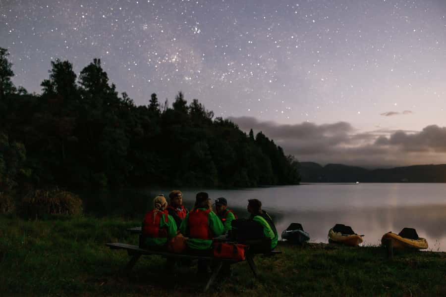 Rotorua: Glow Worm Adventure Kayak - A remote beach, hot tea, and Kiwi treats