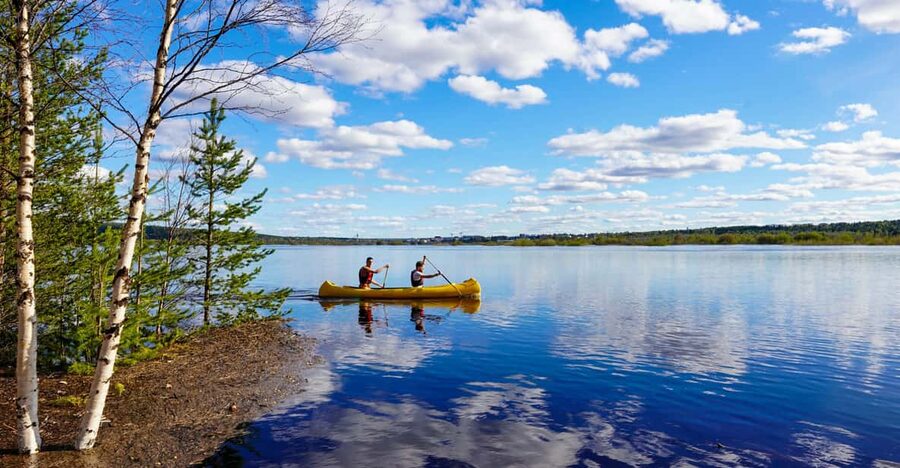 Rovaniemi: All-Day Canoe Adventure - From a still lake to a rocky inlet