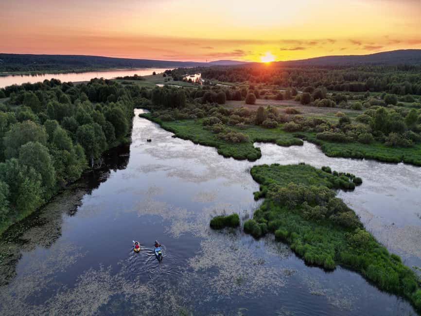 Rovaniemi: Canoe Adventure in Lapland - Your own canoe, with help close by