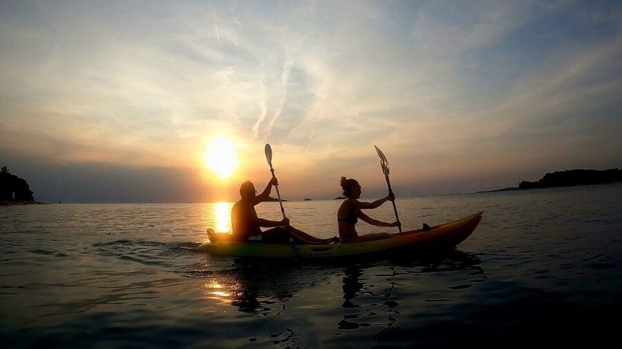 Rovinj: Golden Cape Desert Islands Kayak & Snorkeling Tour - How the guide shapes the experience