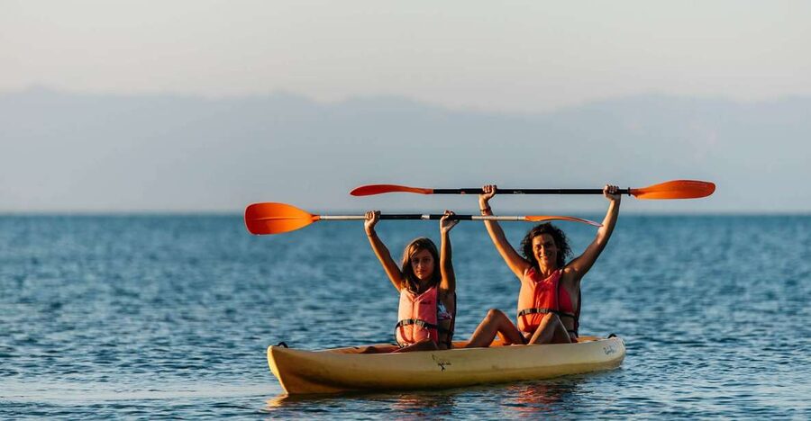 Salou: club kayak Cambrils with hotel pickup - Why a double kayak works well for families
