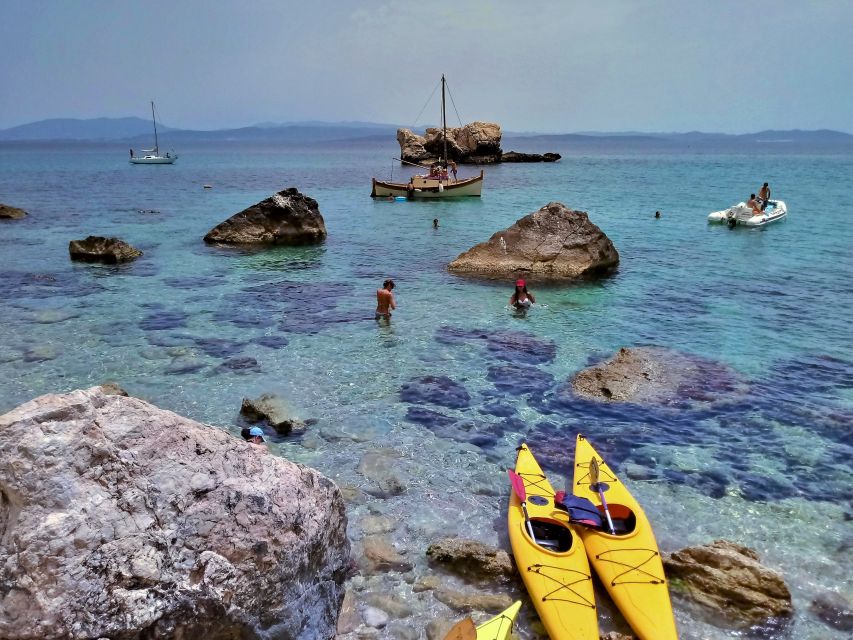 Sant'Antioco Island: Sea Kayak Tour - Meeting at Maladroxia and getting ready