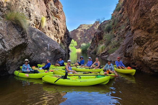 Scenic Guided Kayaking Tour on Saguaro Lake - The first paddle along the shoreline